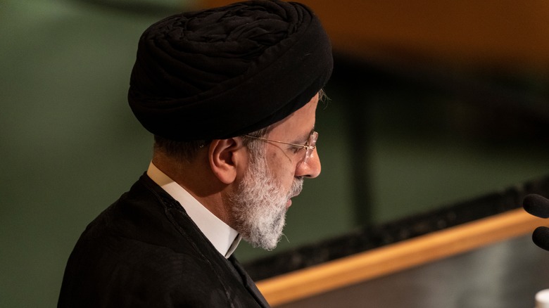 Ebrahim Raisi speaking 