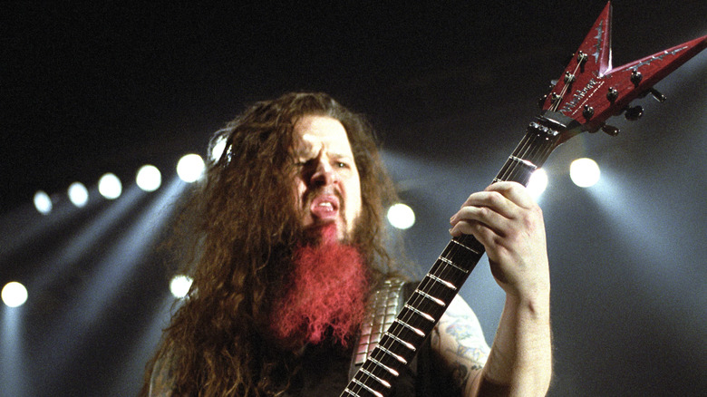 Dimebag Darrell playing guitar