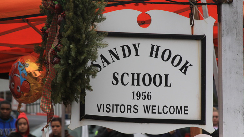 sandy hook school sign