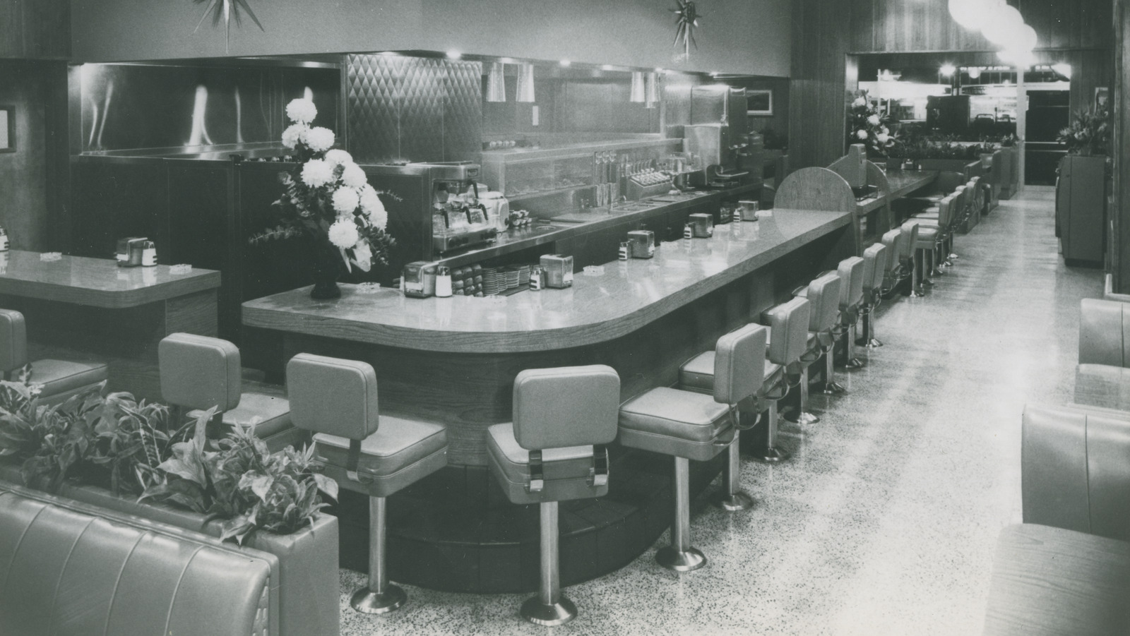 Disturbing Details Of The Unsolved Burger Chef Murders Crime Scene