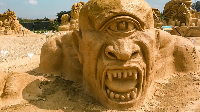 cyclops made of sand