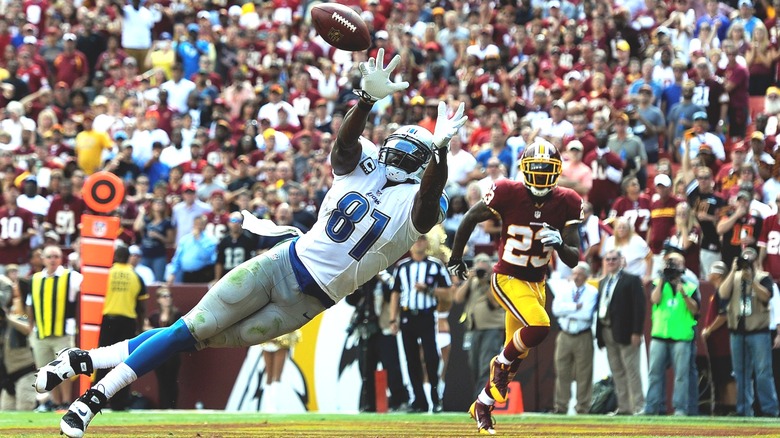 Calvin Johnson making diving catch