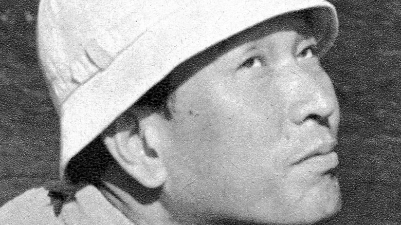 akira kurosawa looking up