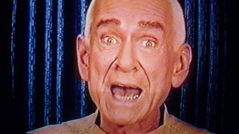 marhsall herff applewhite speaks to his followers via television in 1996