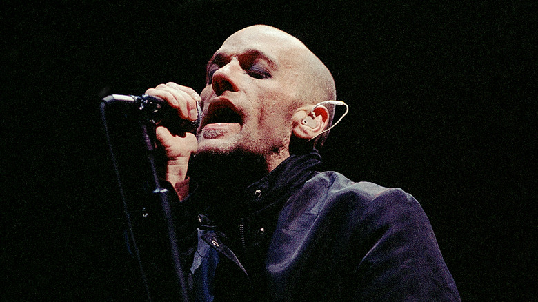 Michael Stipe singing onstage