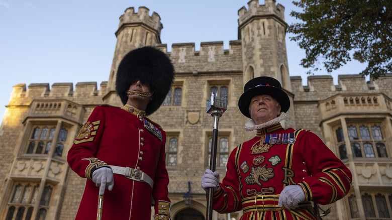 Guards outside the Tower of London 