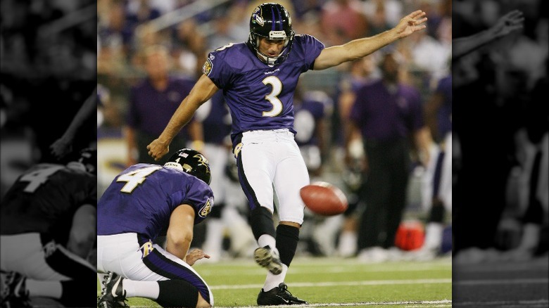 Matt Stover kicking field goal