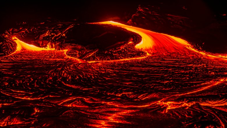Lava lake