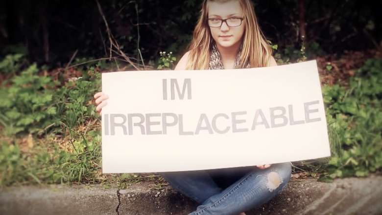 Gabby Petito "I'm Irreplaceable" sign