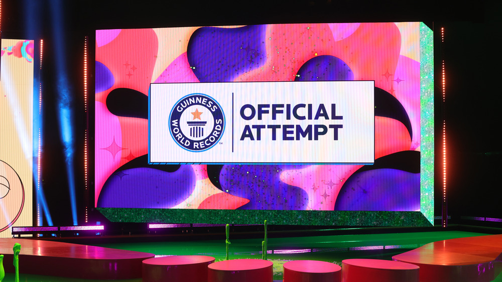 video screen showing Guinness World Record official attempt
