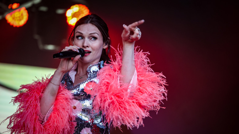 Sophie Ellis-Bextor performing in 2025