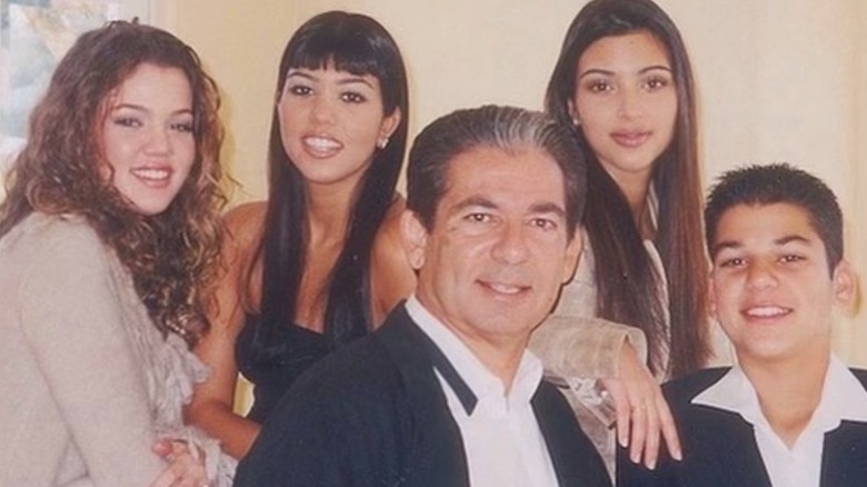 Robert Kardashian with her kids