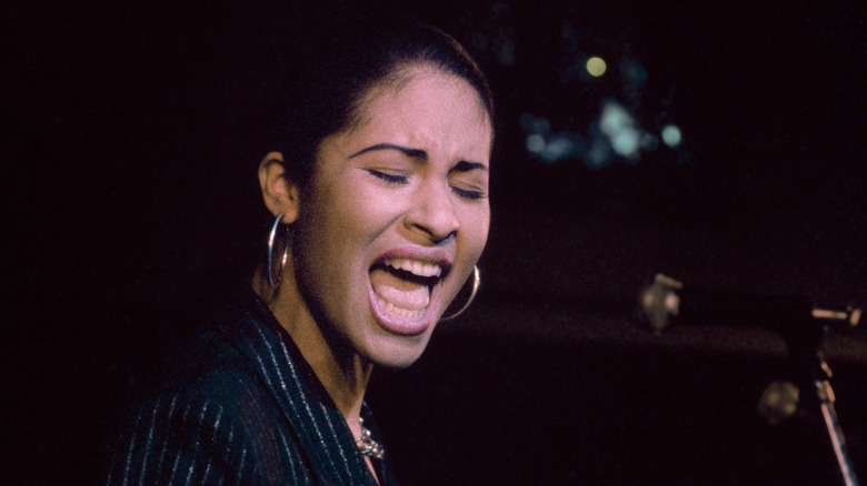 Selena in concert, 1995