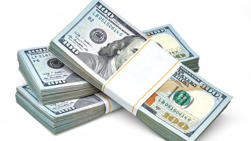 Jeff Bezos has more money than pictured