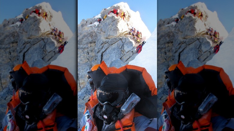 Mount Everest traffic jam