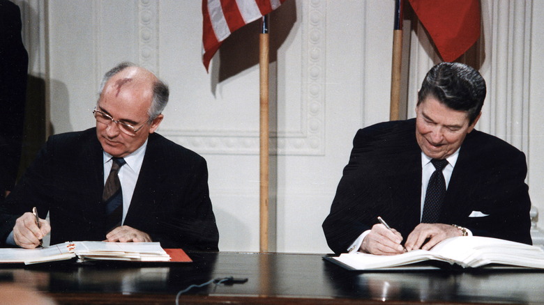 Mikhail Gorbachev and Ronald Reagan