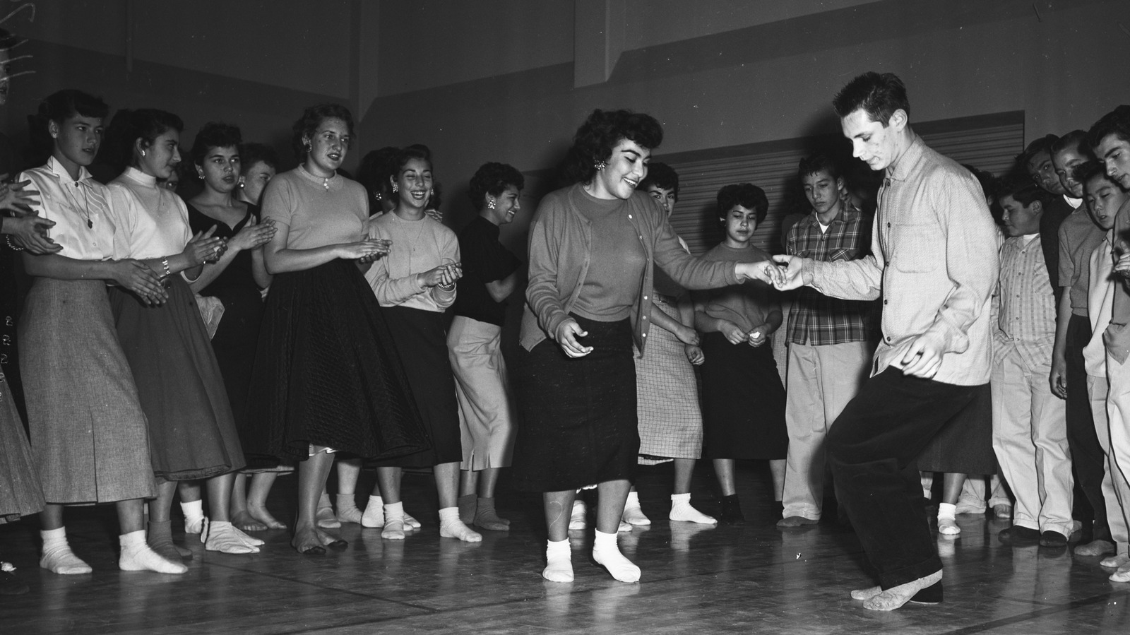 High School Hits From The '50s Millennials Should Check Out ASAP