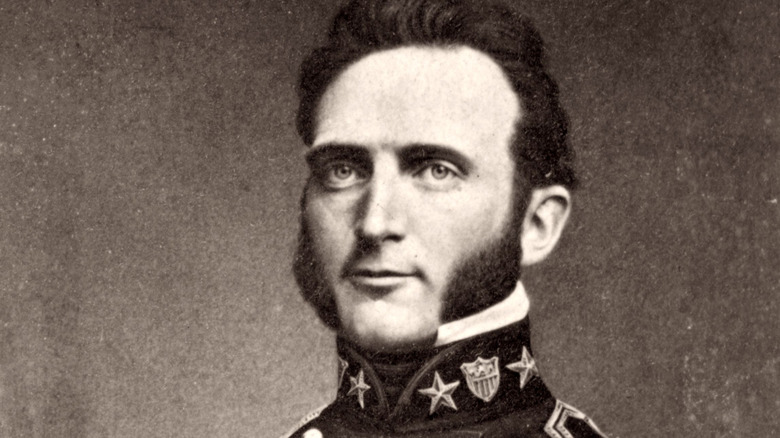 Stonewall Jackson portrait in uniform with sideburns while young