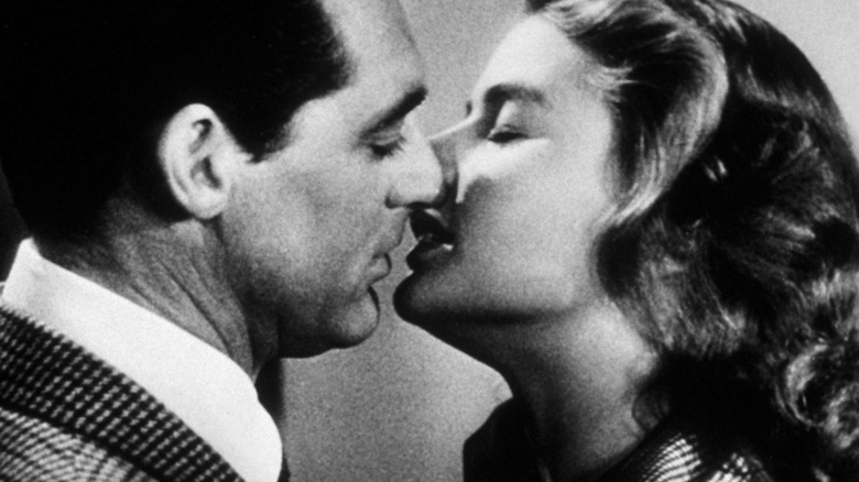 Hitchcock Notorious Grand Bergman kiss