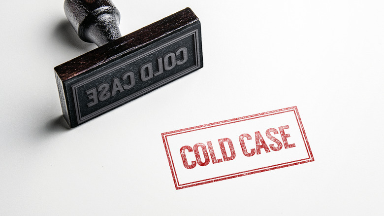 Cold case stamp