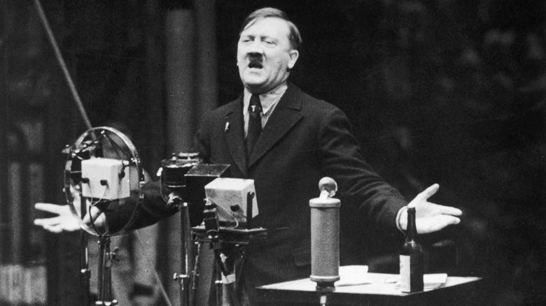 Hitler addresses crowd