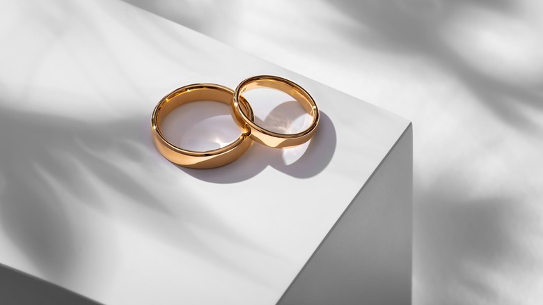 Wedding rings 