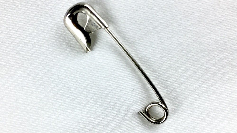 Broken safety pin