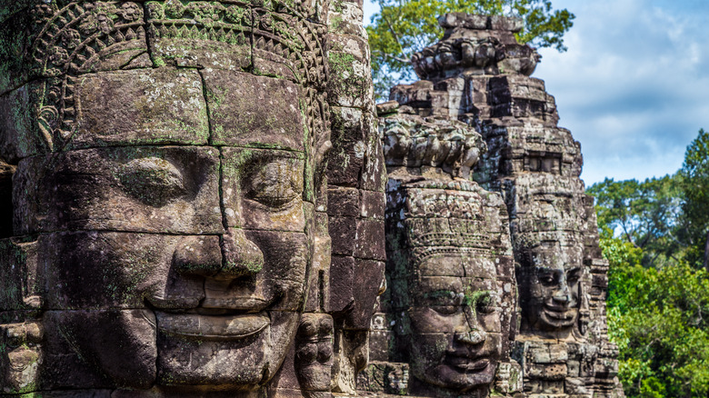 face towers at the Bayon Temple