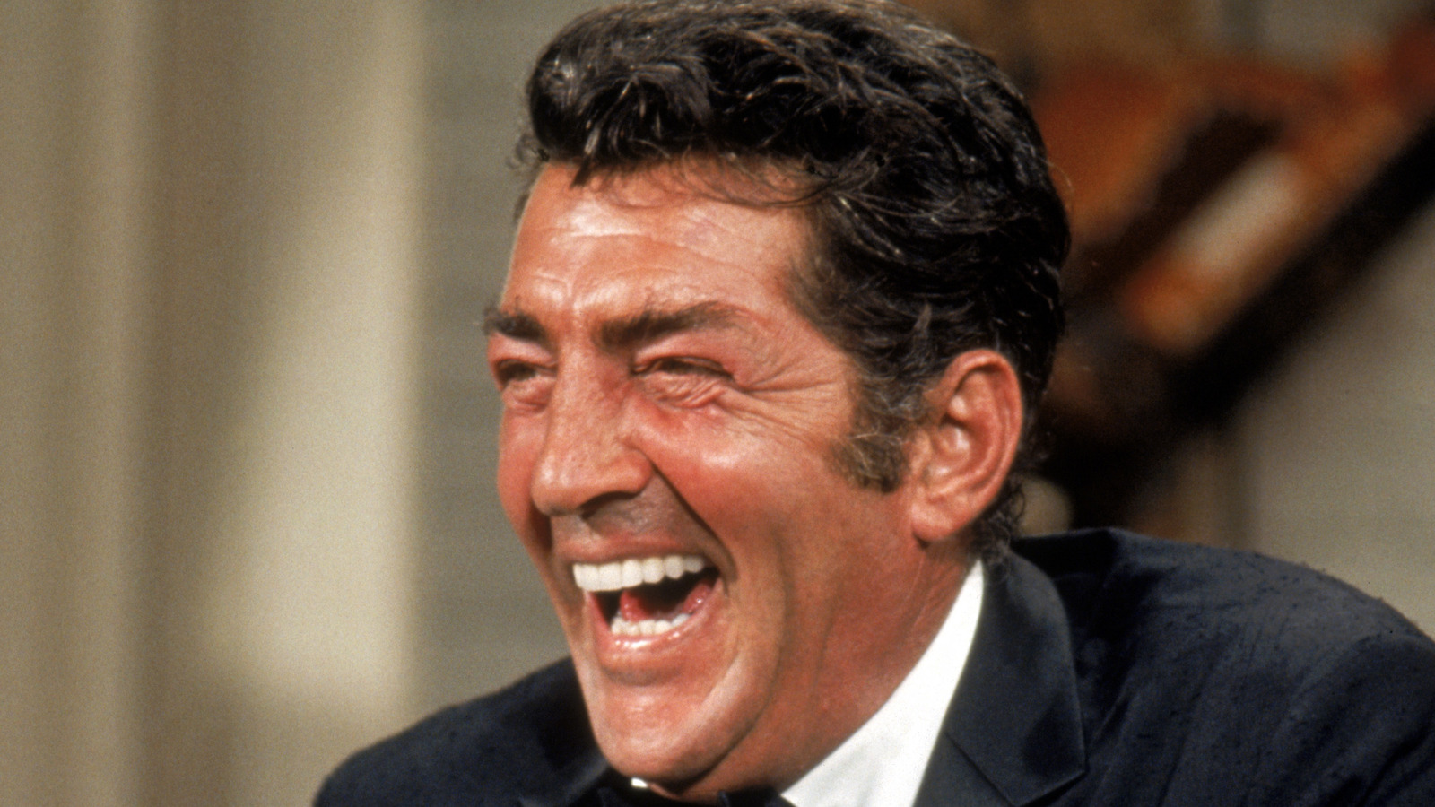 How Dean Martin Changed His Appearance For Hollywood