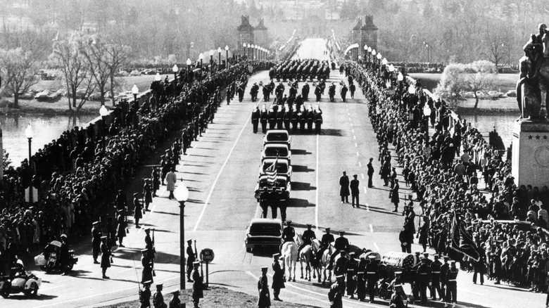 funeral procession John F. Kennedy