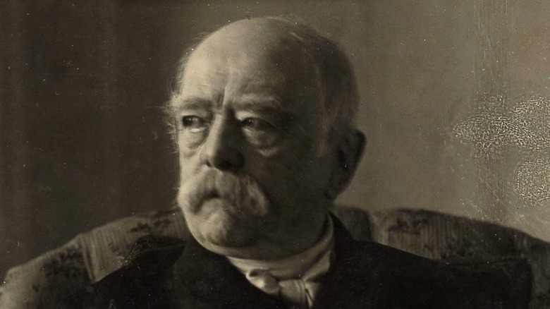 bismarck posing