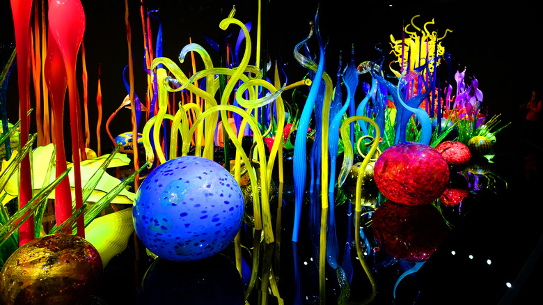 Dale Chihuly glass work