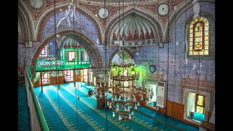 Haseki Sultan mosque interior chandelier