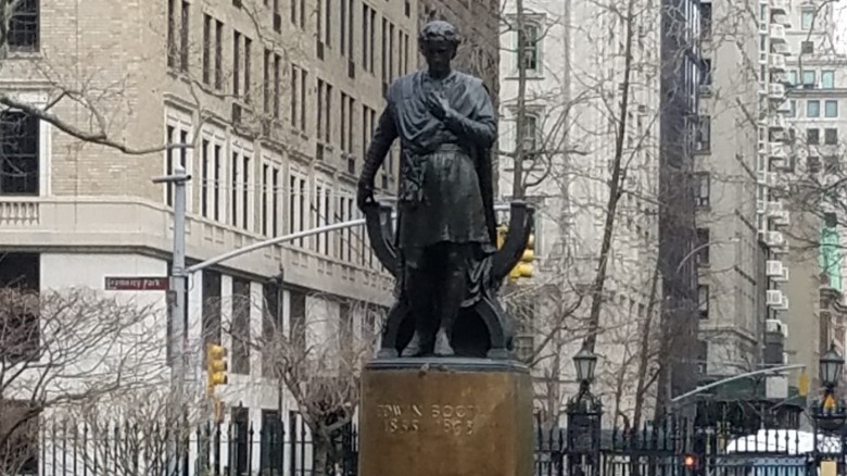 Statue of Edwin Booth