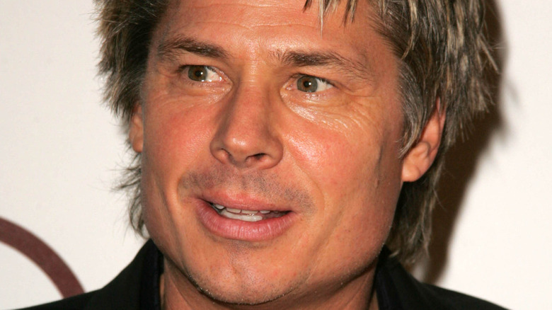 Kato Kaelin looking to side