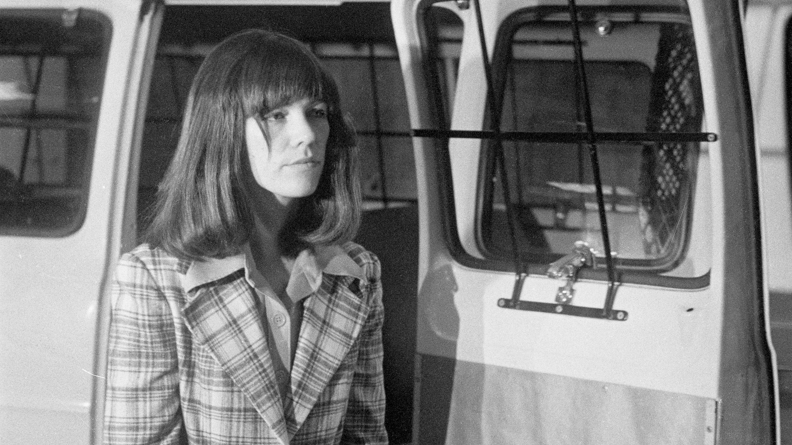 How Leslie Van Houten Met Charles Manson – Grunge