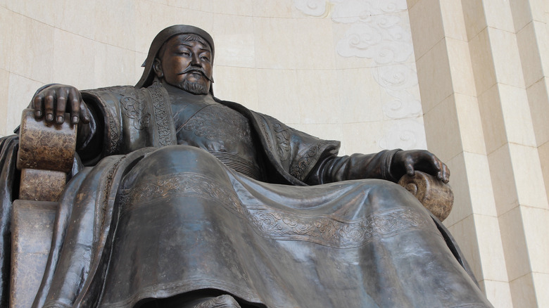 statue of genghis khan