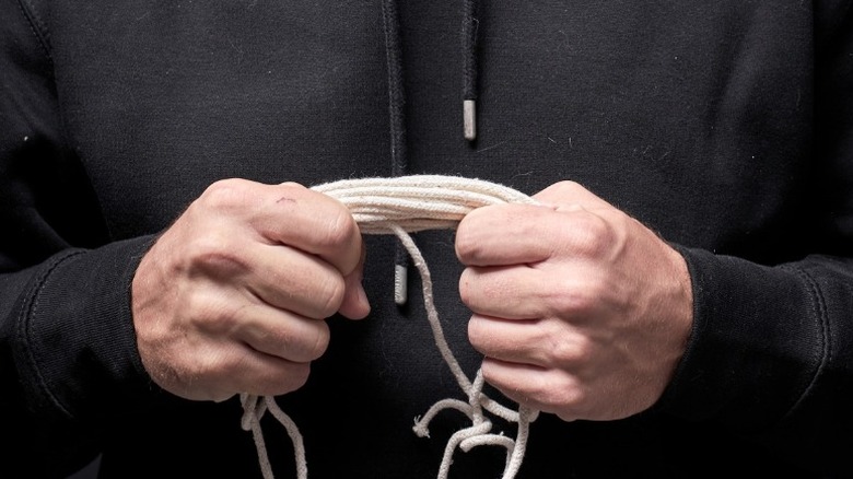 killer with rope
