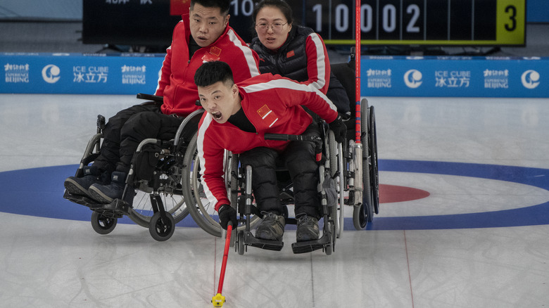 Paralympians curling
