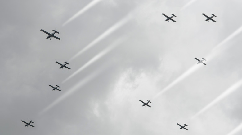 Cloud seeding by plane 