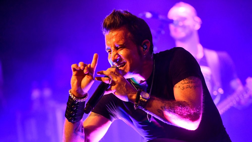 Scott Stapp performs in 2019