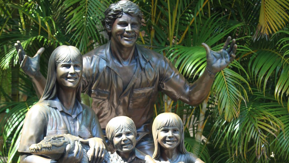 Statue of the Irwin family