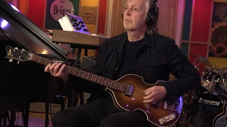 Paul McCartney recording new song