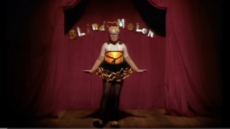 No Rain music video 