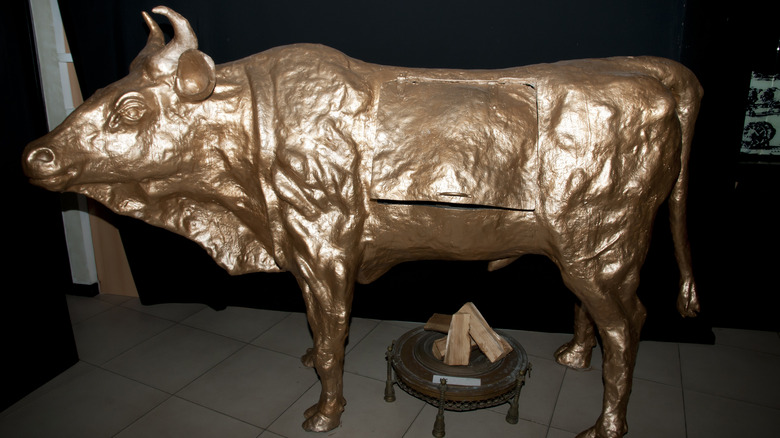 Recreation of a brazen bull