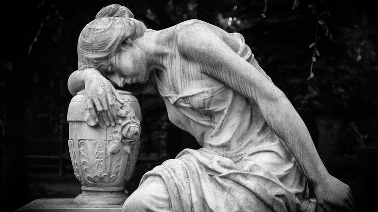 Angel statue