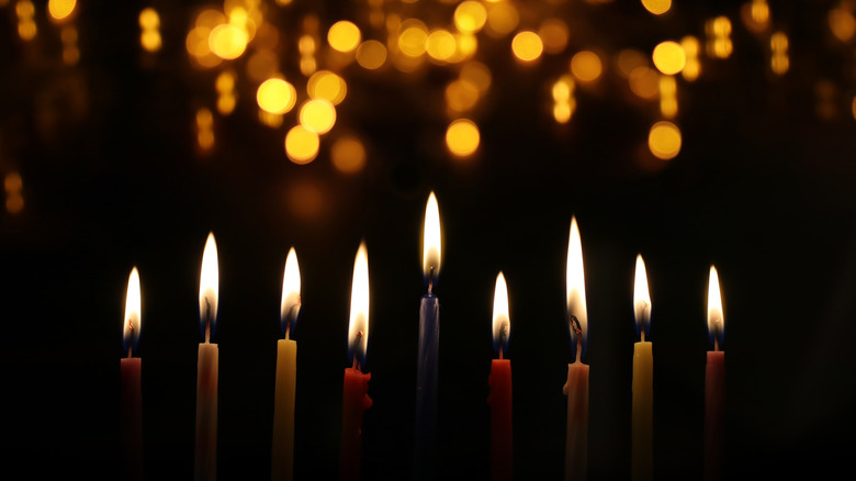 Menorah lights
