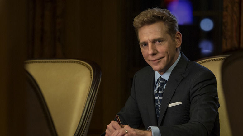 David Miscavige sitting