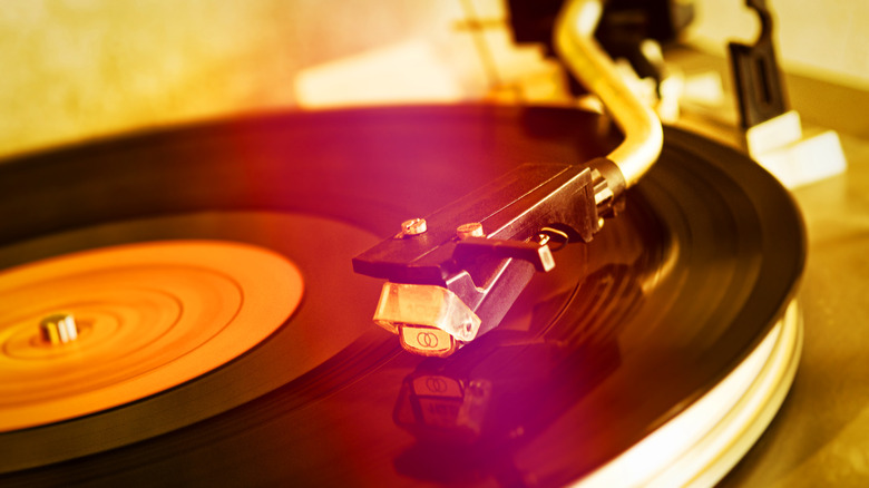 Needle and tonearm on a high quality turntable