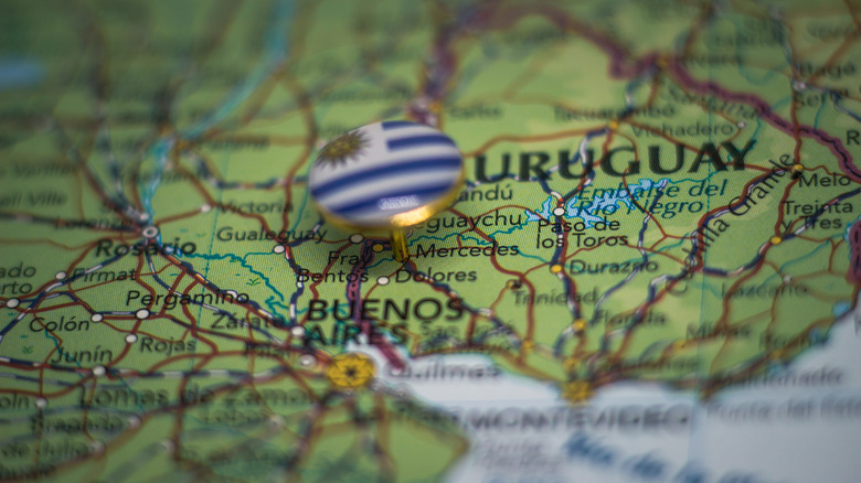 Map of Uruguay with flag pin